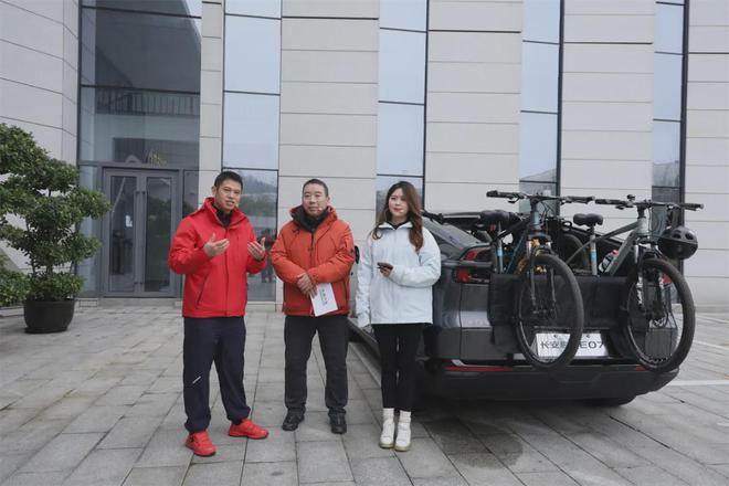 法！看“第三辆车”如何“抵三辆车”龙8国际头号玩家伙伴E起聊升级新享