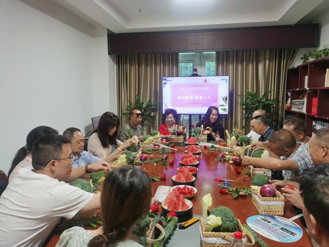 兴开展丰富多彩的七夕主题活动网络中国节·七夕｜重庆渝北回(图2)